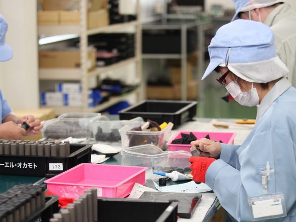 電子機器及び基板ユニット(プリント基板完成品・PCBA)の製造サービスのイメージ写真