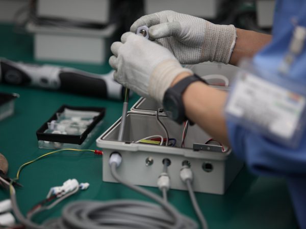 電子機器及び基板ユニットの製造のイメージ写真